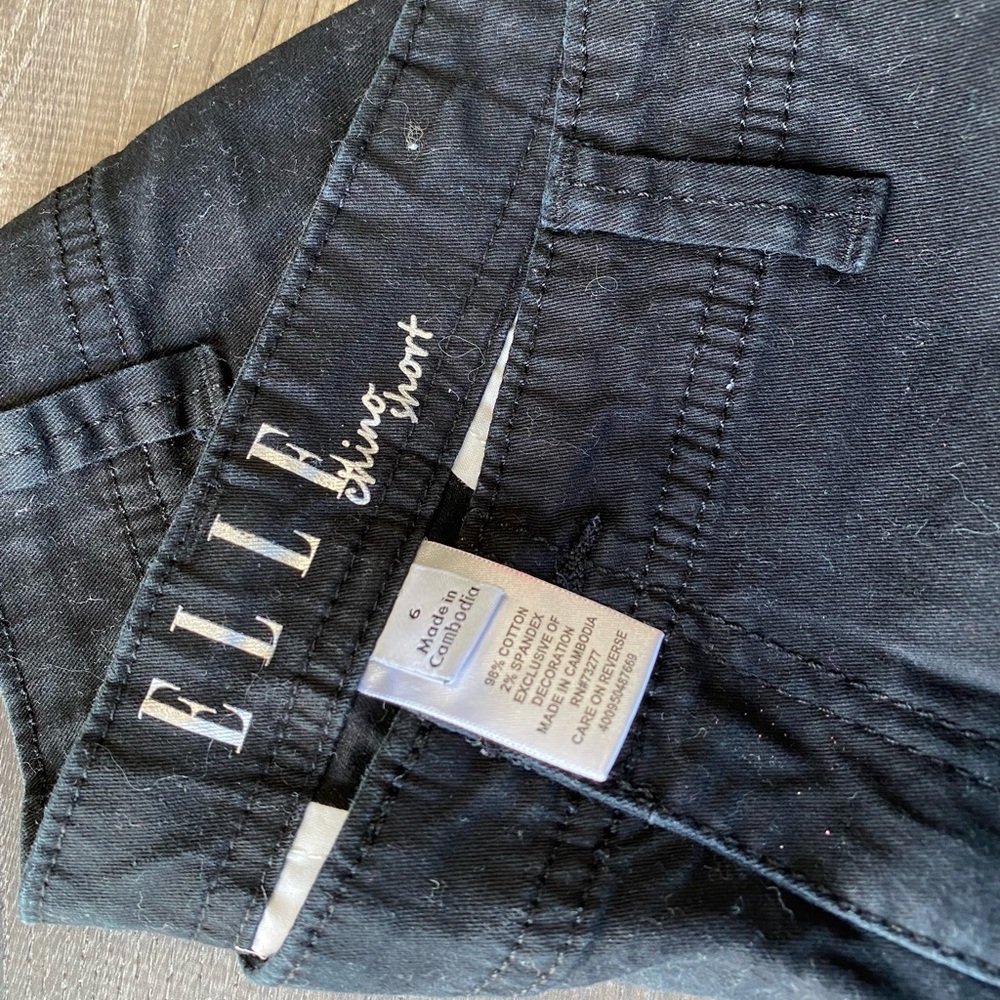 Elle size 6 shorts